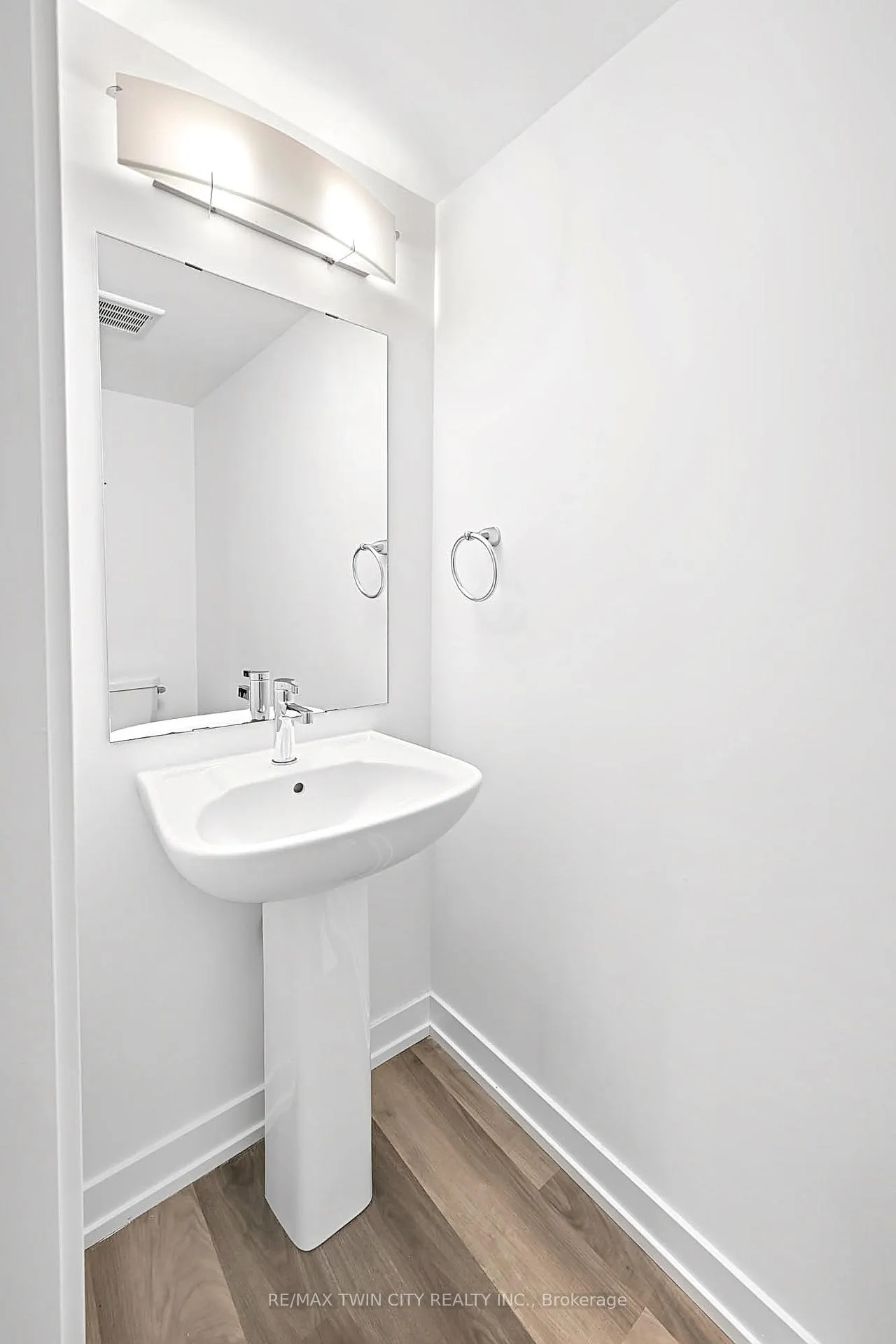Photo 31 of Unit 12, 205 West Oak Trail, Kitchener — HOMEH