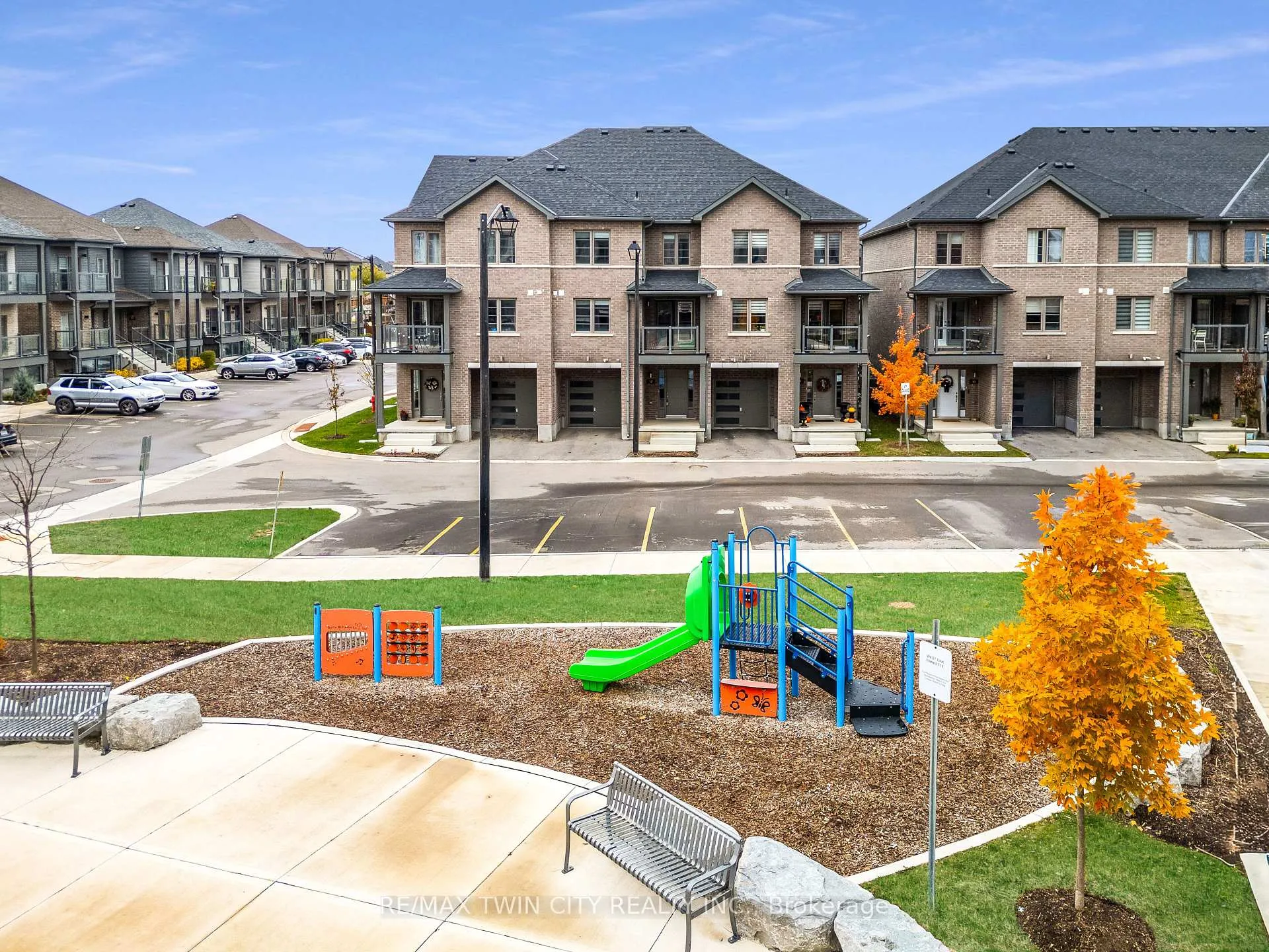 Photo 32 of Unit 12, 205 West Oak Trail, Kitchener — HOMEH