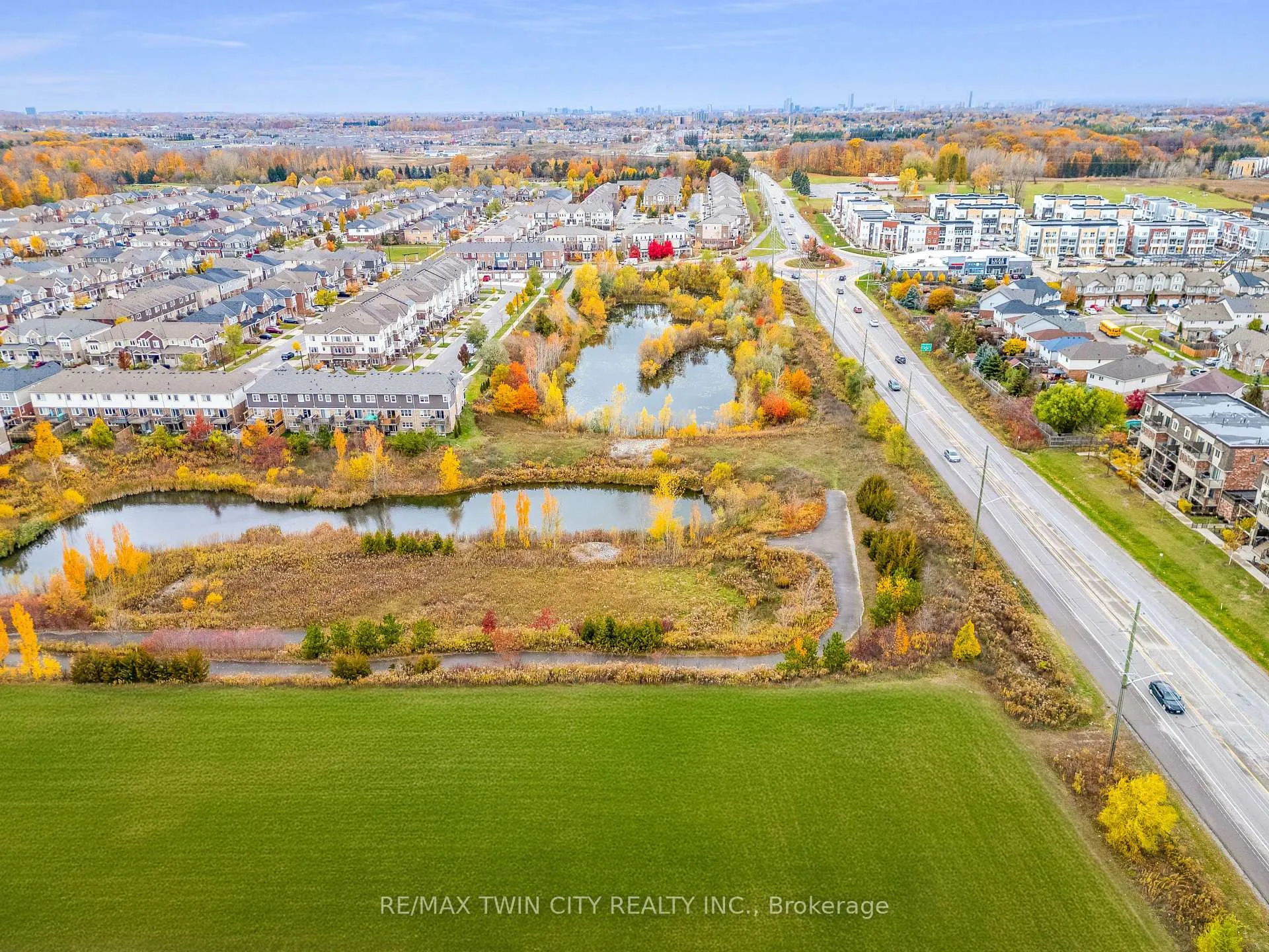 Photo 40 of Unit 12, 205 West Oak Trail, Kitchener — HOMEH