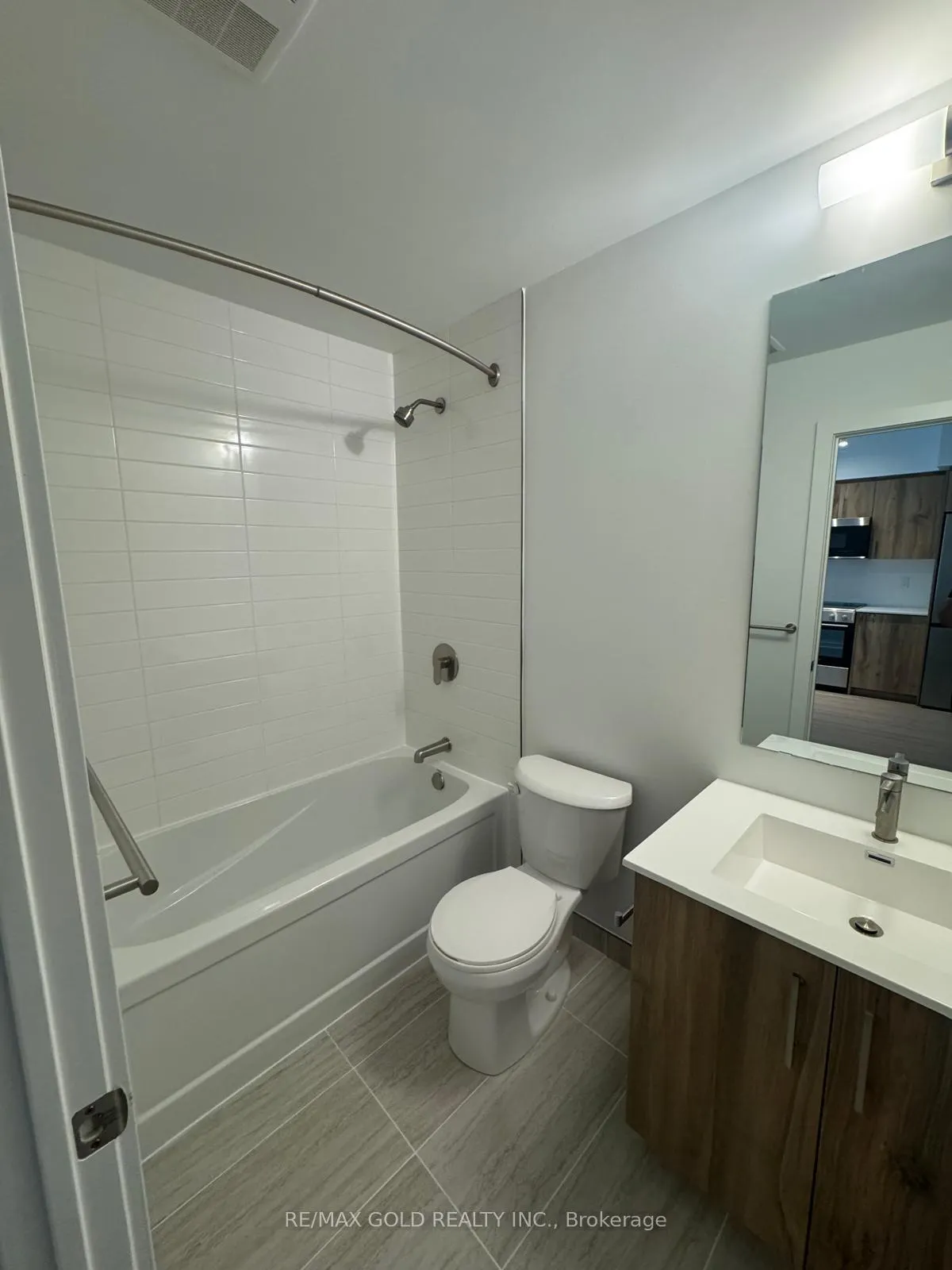 Photo 11 of Unit 1109, 25 Wellington Street S, Kitchener — HOMEH