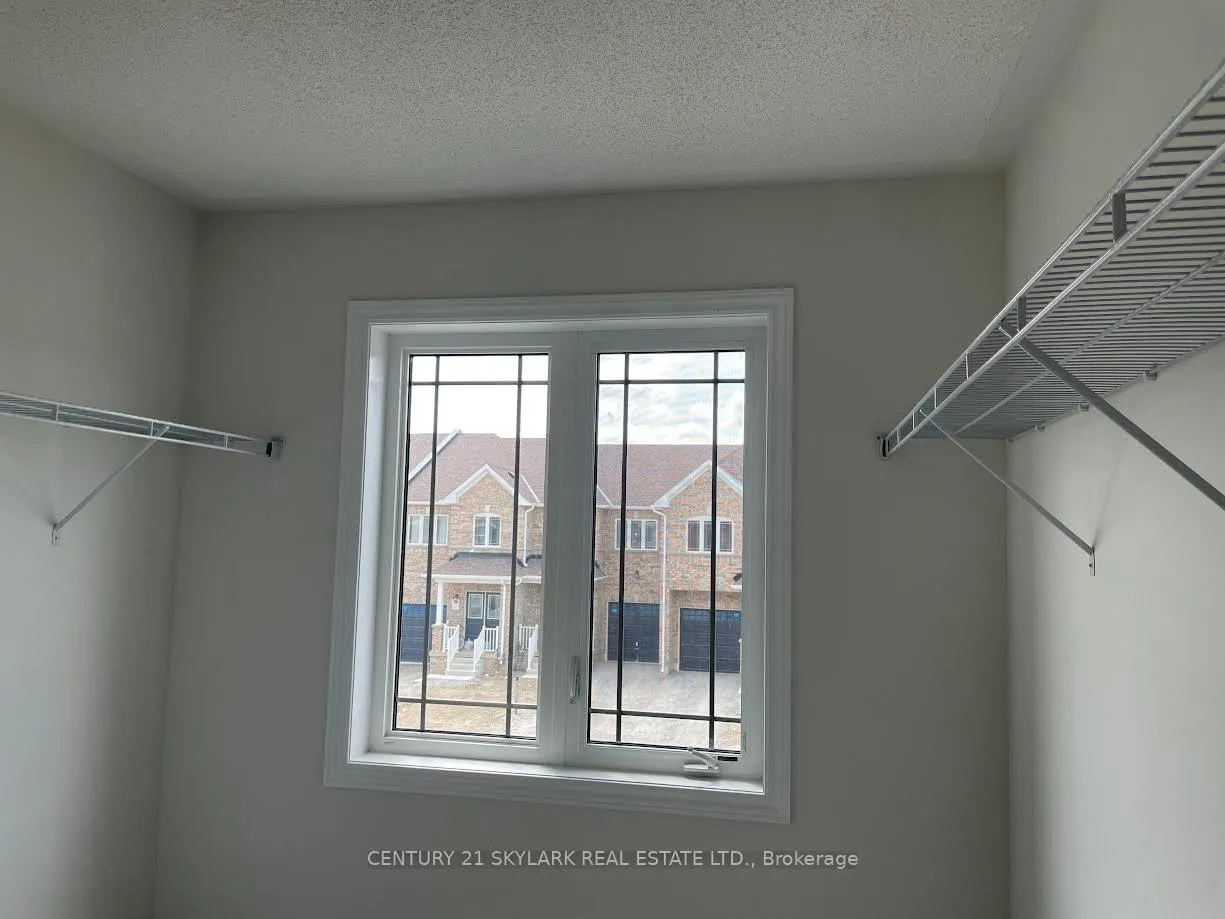 Photo 6 of 72 Baker Street, Thorold, Thorold Downtown — HOMEH