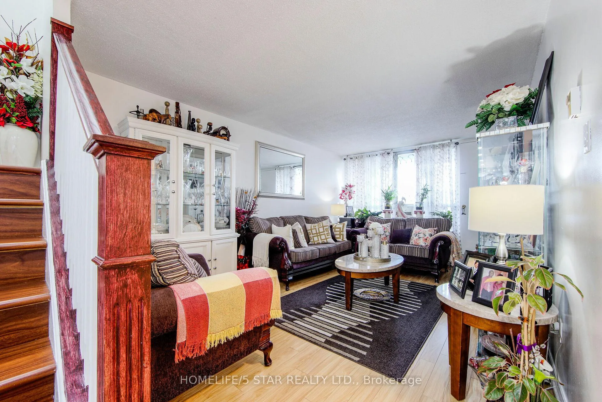 Photo 10 of Unit 320, 5 Sunny Glenway, Toronto, Flemingdon Park — HOMEH