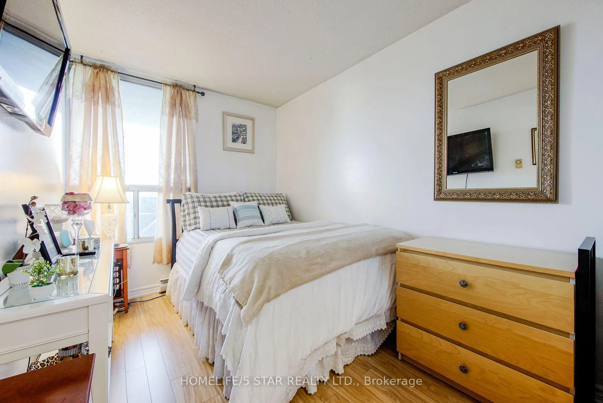 Photo 13 of Unit 320, 5 Sunny Glenway, Toronto, Flemingdon Park — HOMEH