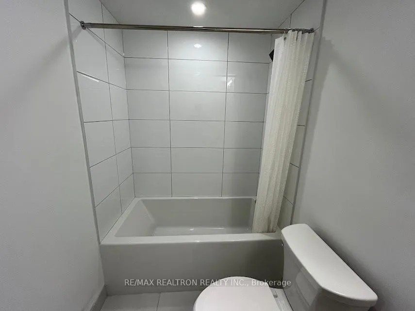 Photo 5 of Unit 1304, 395 Bloor Street E, Toronto, Cabbagetown-South St. James Town — HOMEH