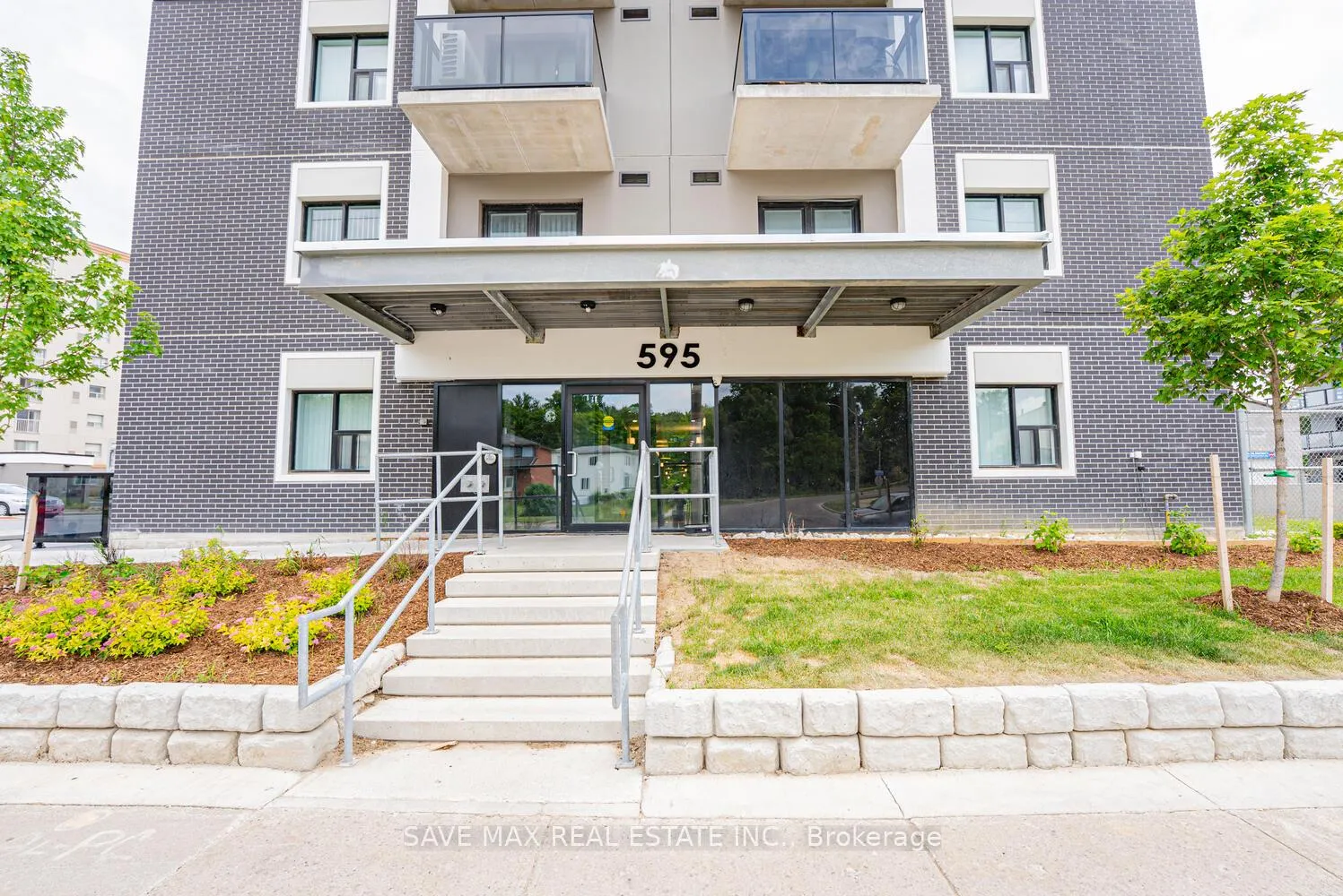 Photo 3 of Unit 509, 595 Strasburg Road, Kitchener — HOMEH