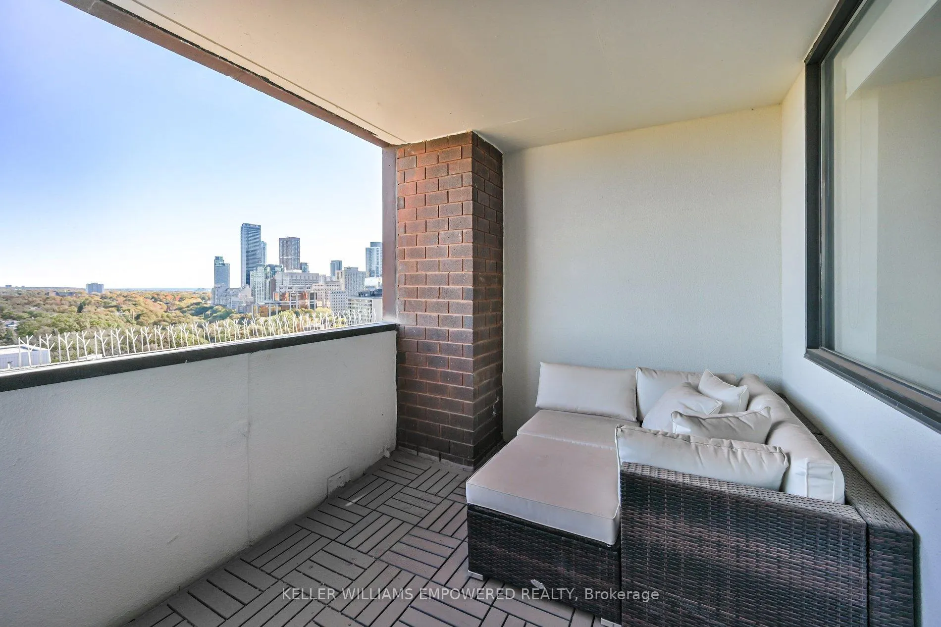 Photo 19 of Unit 1612, 914 Yonge Street, Toronto, The Annex — HOMEH