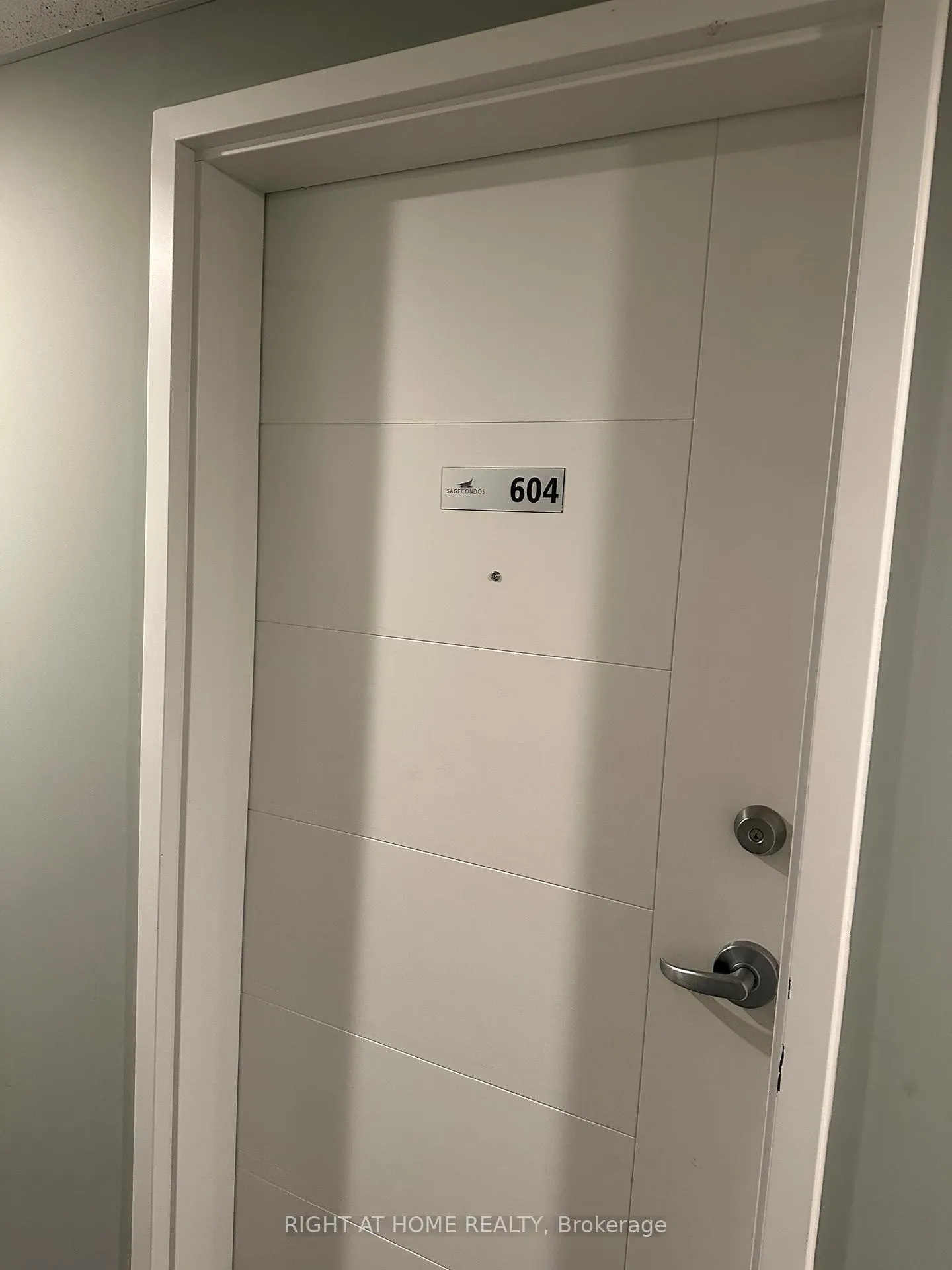 Photo 10 of Unit 604, 251 Hemlock Street, Waterloo — HOMEH
