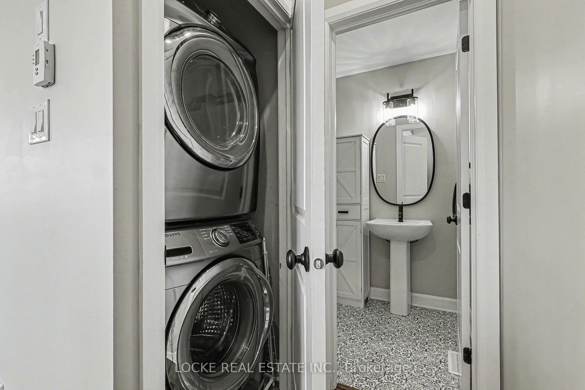 Photo 20 of 301 Citrine Street, Ottawa, Avalon West — HOMEH