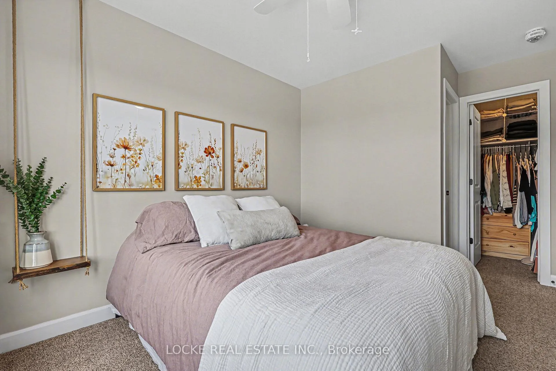 Photo 23 of 301 Citrine Street, Ottawa, Avalon West — HOMEH