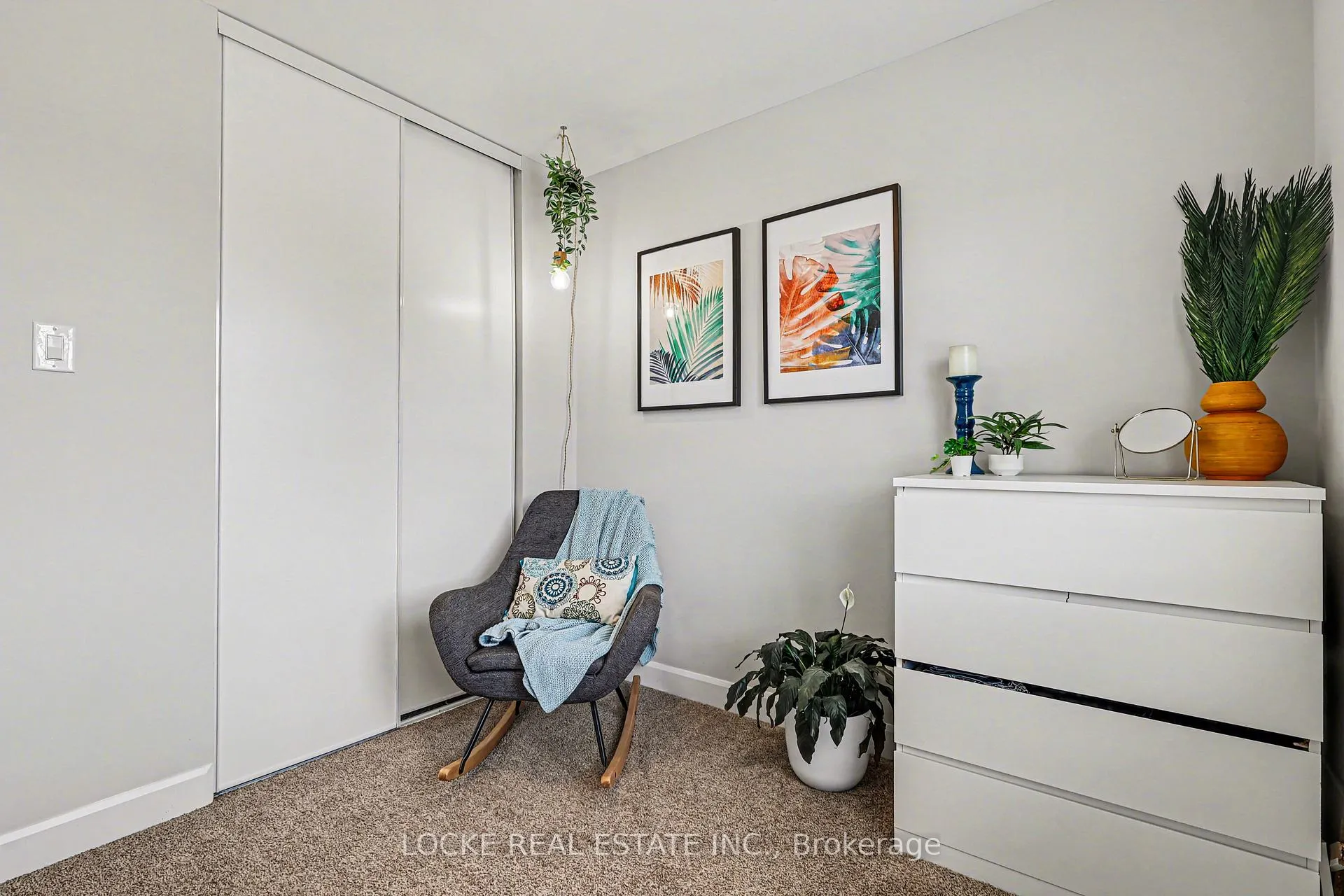 Photo 32 of 301 Citrine Street, Ottawa, Avalon West — HOMEH