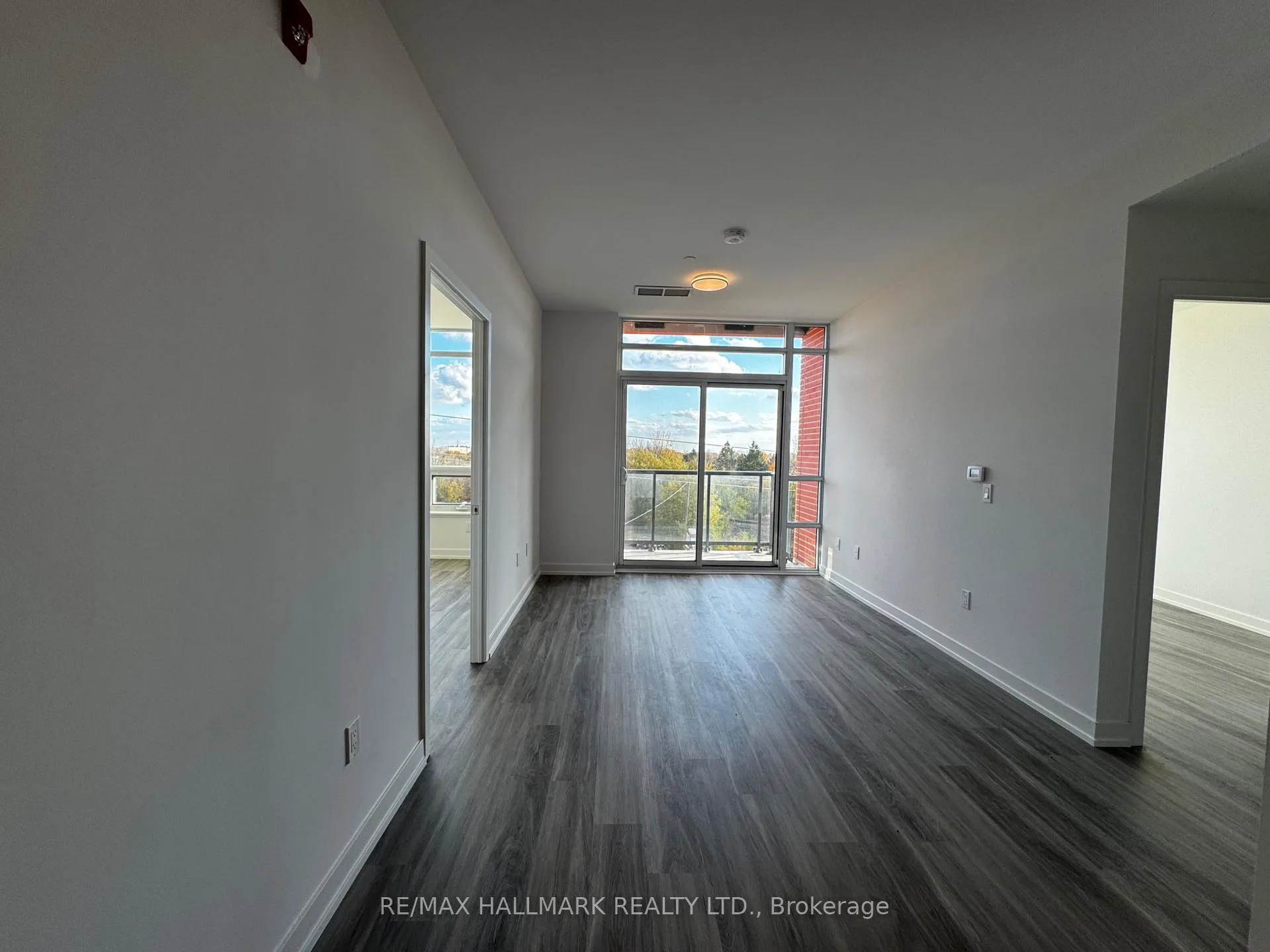 Photo 14 of Unit 513, 1010 Dundas Street E, Whitby, Pringle Creek — HOMEH