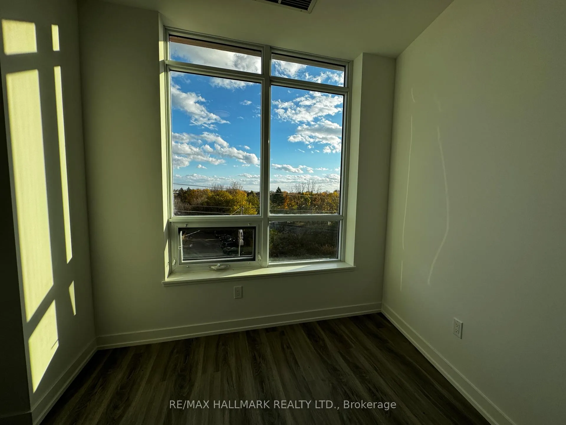Photo 26 of Unit 513, 1010 Dundas Street E, Whitby, Pringle Creek — HOMEH