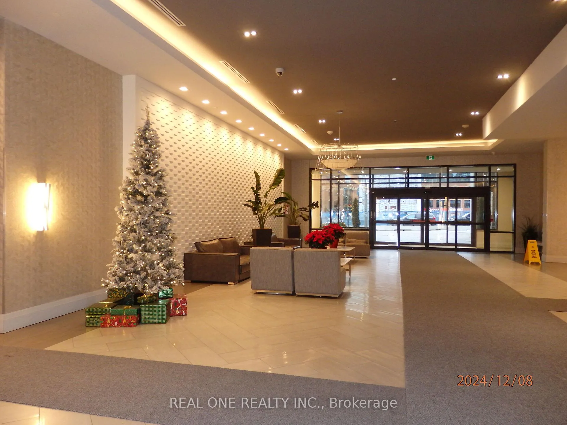 Photo 2 of Unit 1622, 460 Adelaide Street E, Toronto, Moss Park — HOMEH