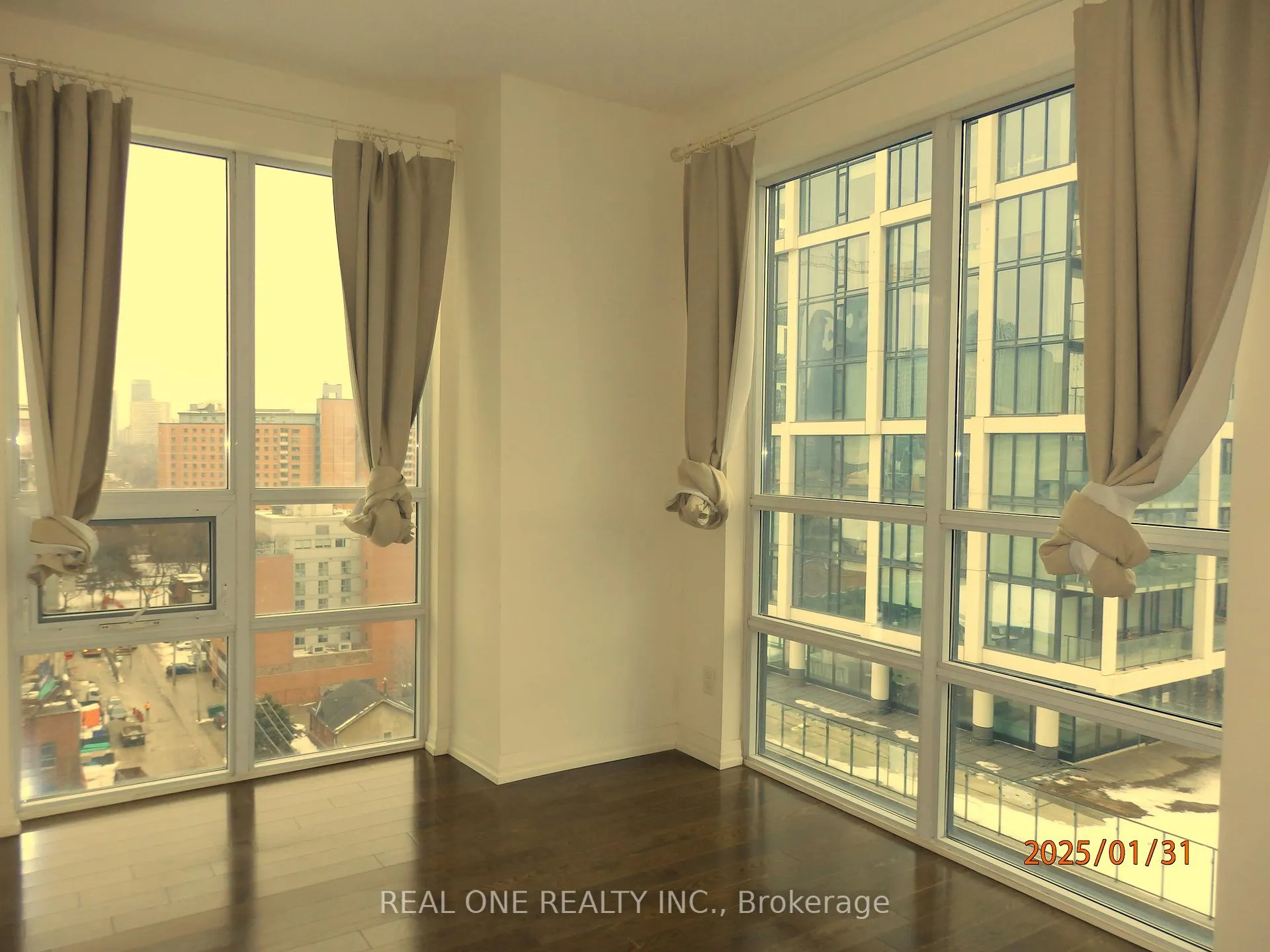 Photo 13 of Unit 1622, 460 Adelaide Street E, Toronto, Moss Park — HOMEH