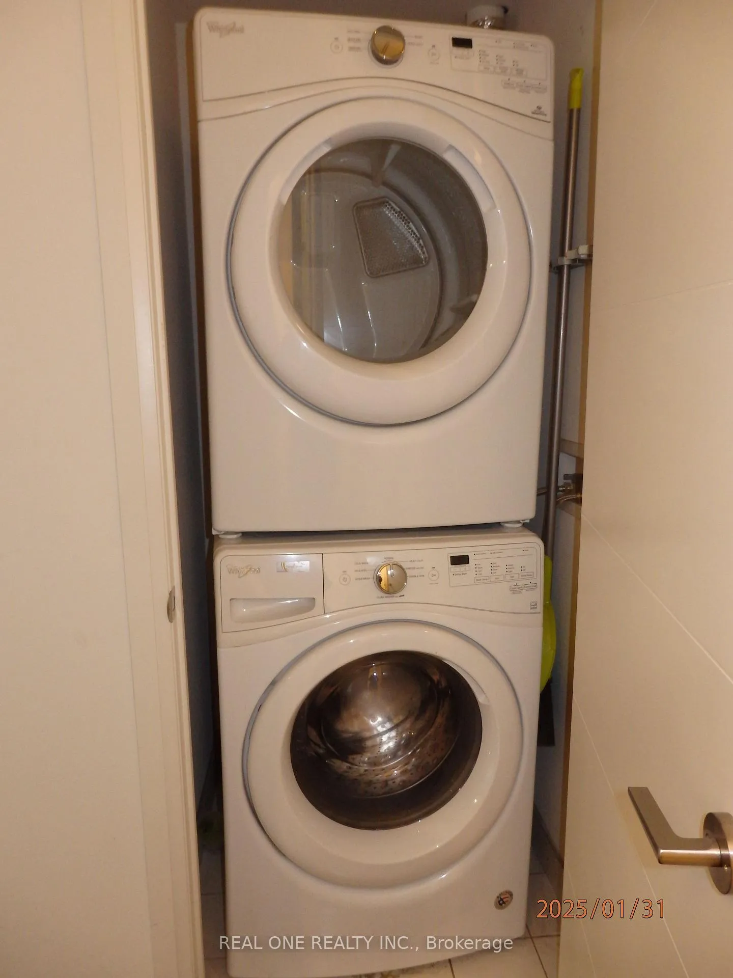 Photo 22 of Unit 1622, 460 Adelaide Street E, Toronto, Moss Park — HOMEH