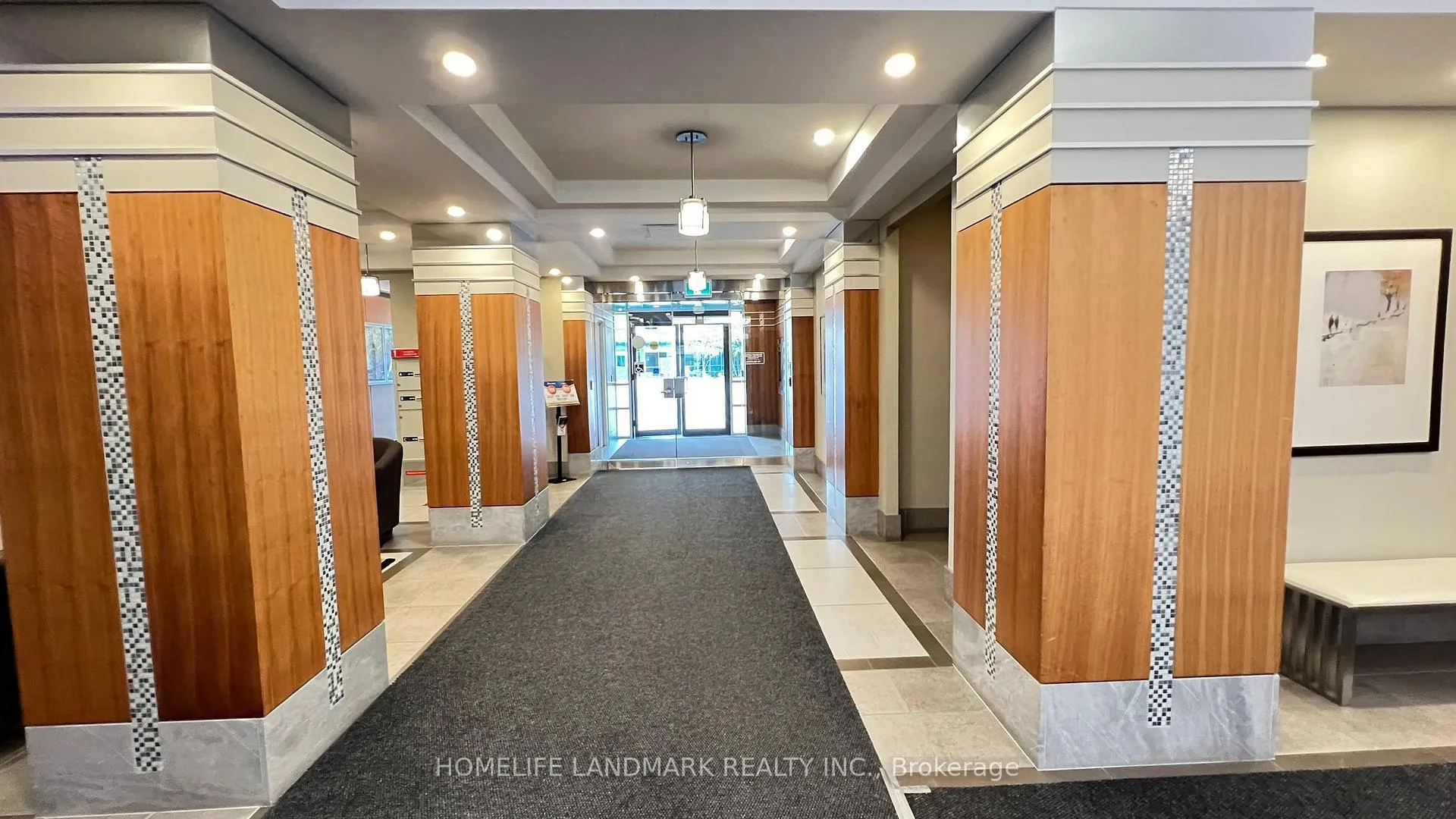 Photo 3 of Unit 303, 30 Clegg Road, Markham, Unionville — HOMEH