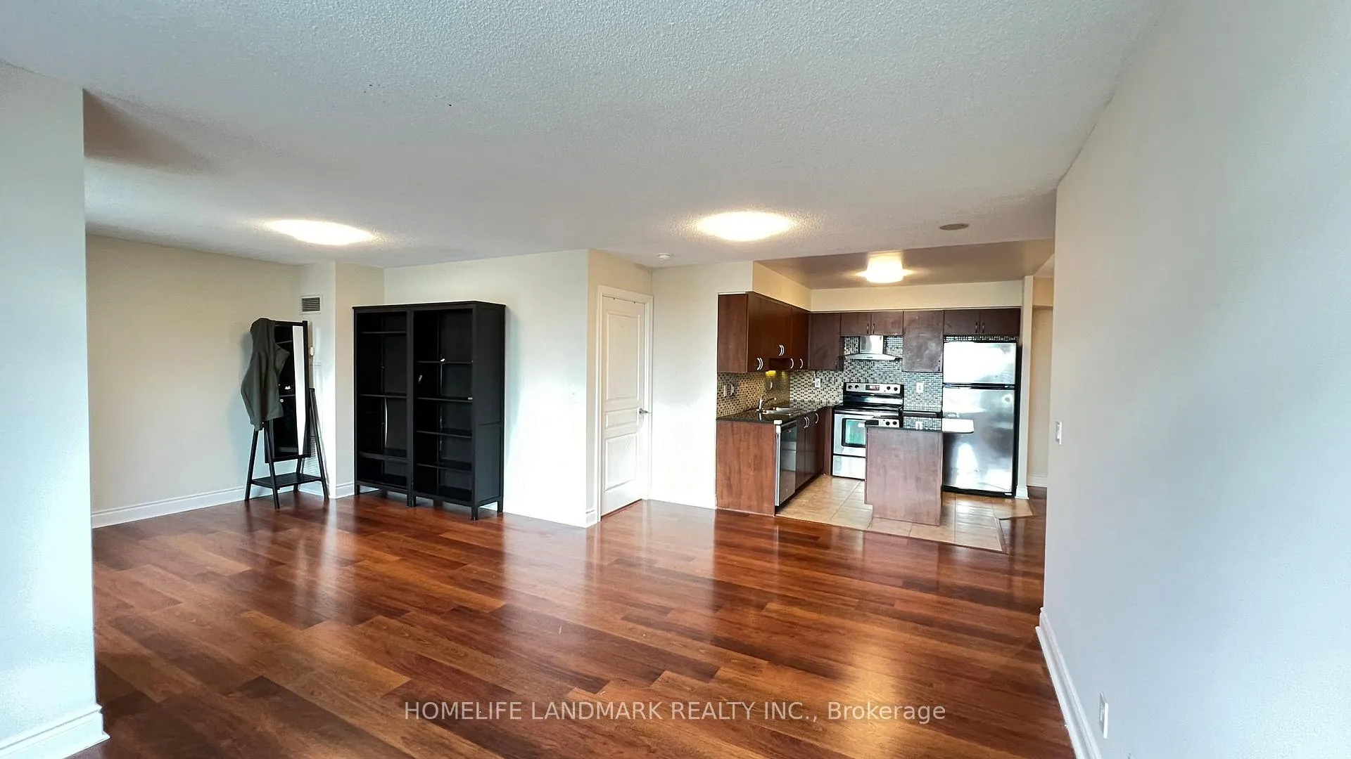 Photo 9 of Unit 303, 30 Clegg Road, Markham, Unionville — HOMEH