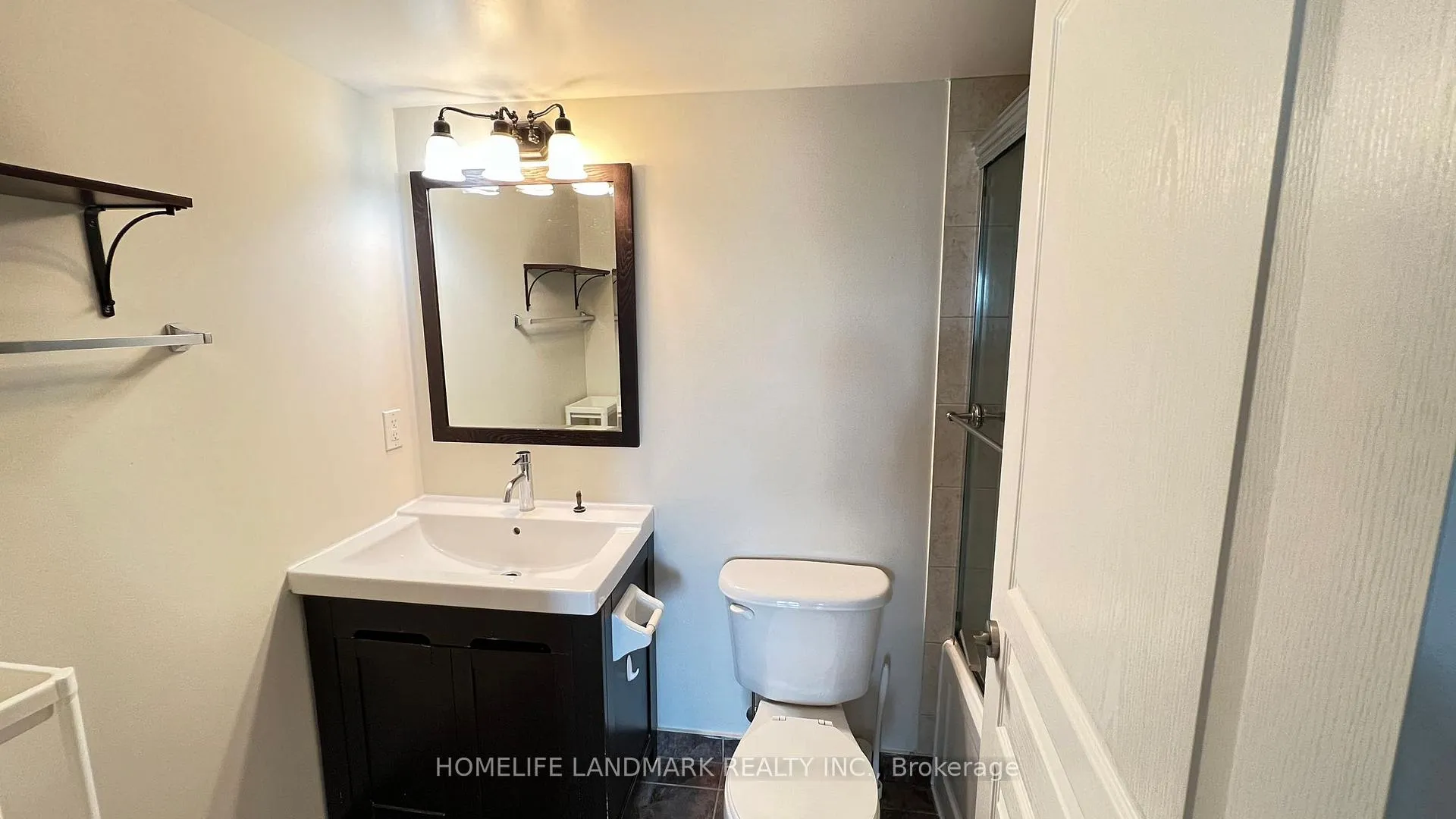 Photo 12 of Unit 303, 30 Clegg Road, Markham, Unionville — HOMEH