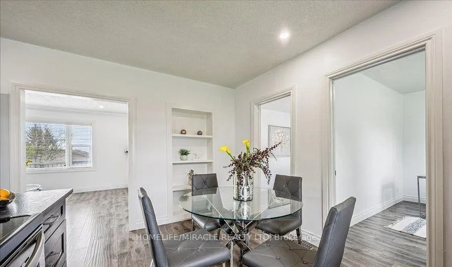 Photo 9 of 570 Victoria Street S, Kitchener, Victoria Hills — HOMEH