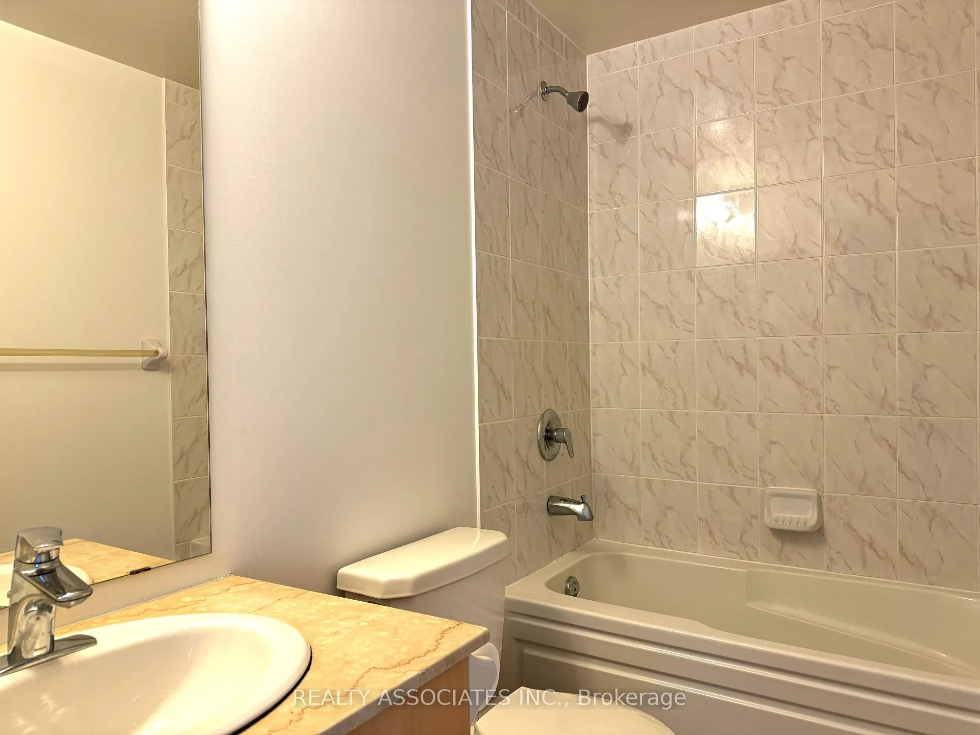 Photo 4 of Unit 902, 9500 Markham Road, Markham, Wismer — HOMEH