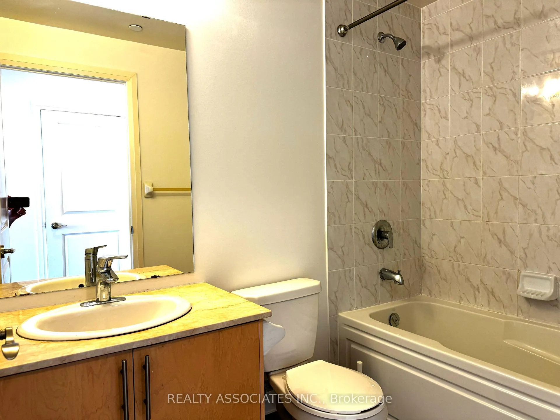 Photo 9 of Unit 902, 9500 Markham Road, Markham, Wismer — HOMEH