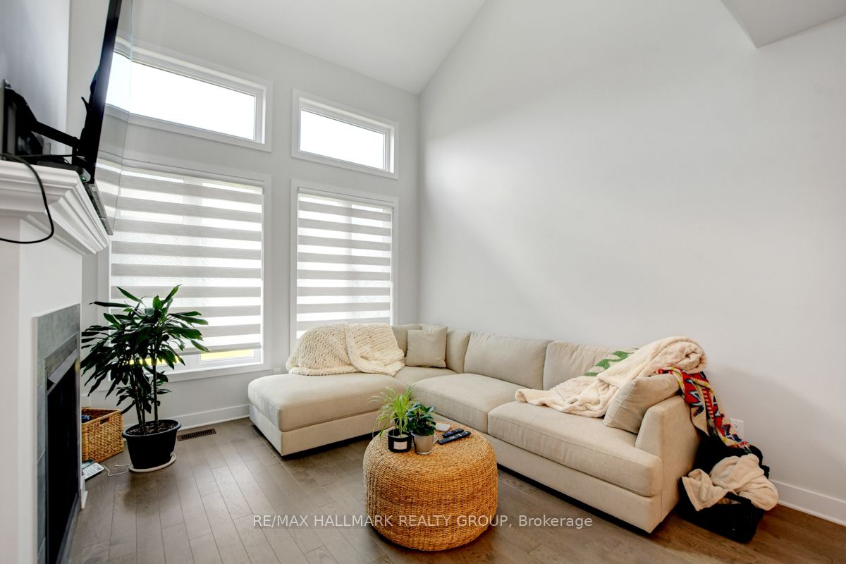 Photo 12 of 927 Omagaki Way, Ottawa, Blossom Park/Kemp Park/Findlay Creek — HOMEH