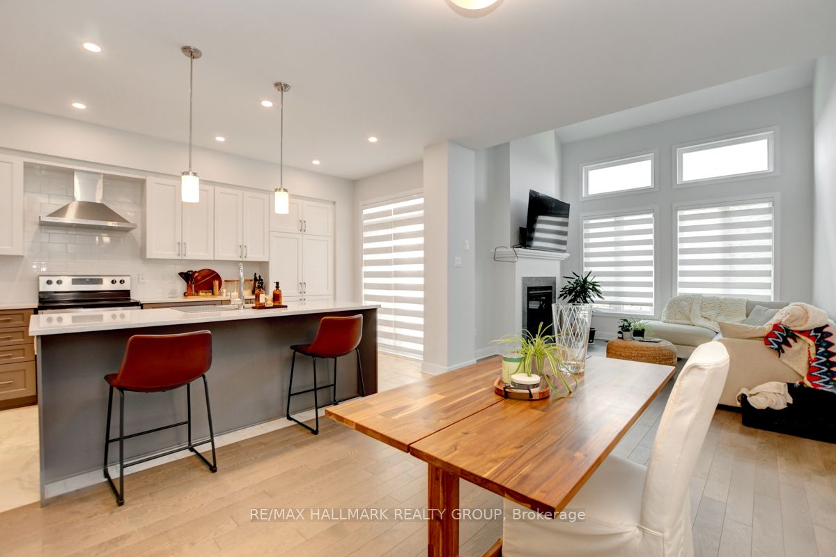 Photo 8 of 927 Omagaki Way, Ottawa, Blossom Park/Kemp Park/Findlay Creek — HOMEH