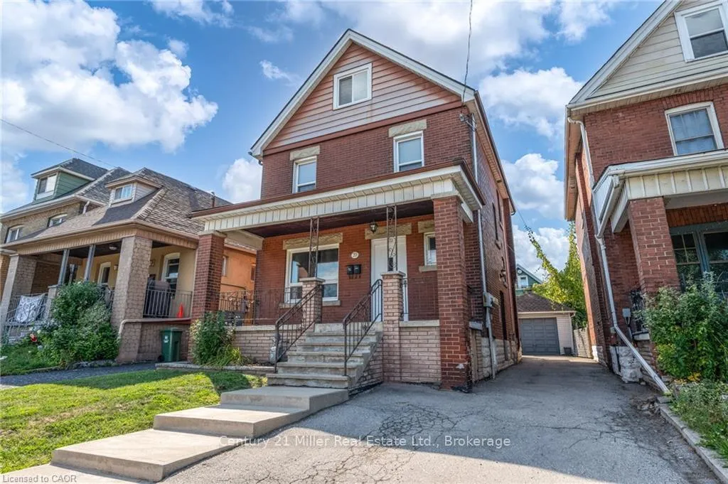 Front of Unit Main, 39 Connaught Avenue N
