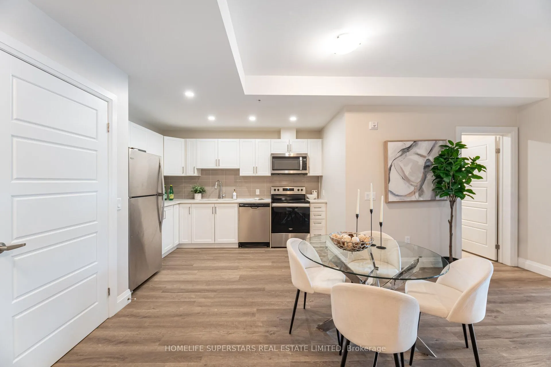 Photo 8 of Unit 115, 5 Wake Robin Drive, Kitchener — HOMEH