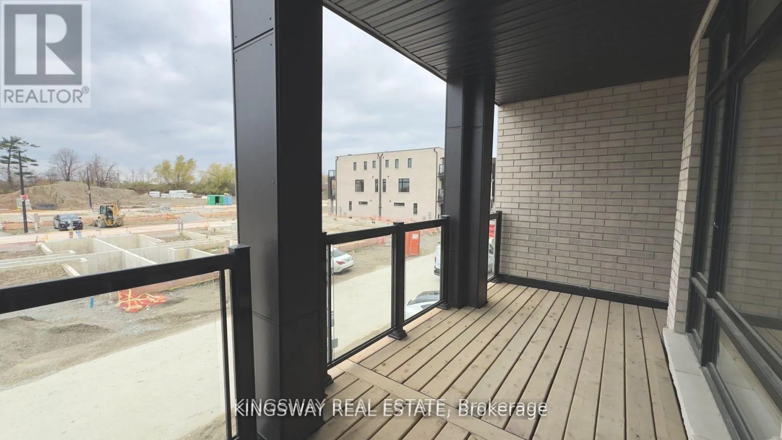 Photo 6 of 7 Chiffon Street, Vaughan, Steeles West Industrial — HOMEH