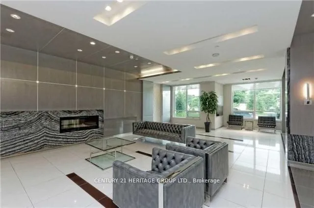 Photo 4 of Unit 721, 7167 Yonge Street, Markham, Thornhill — HOMEH