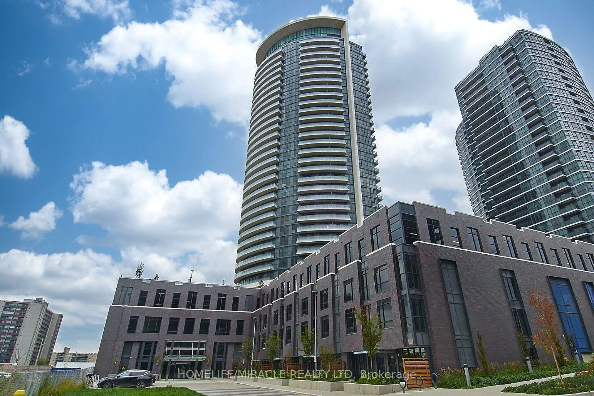 Front of Unit 1702, 30 Gibbs Road