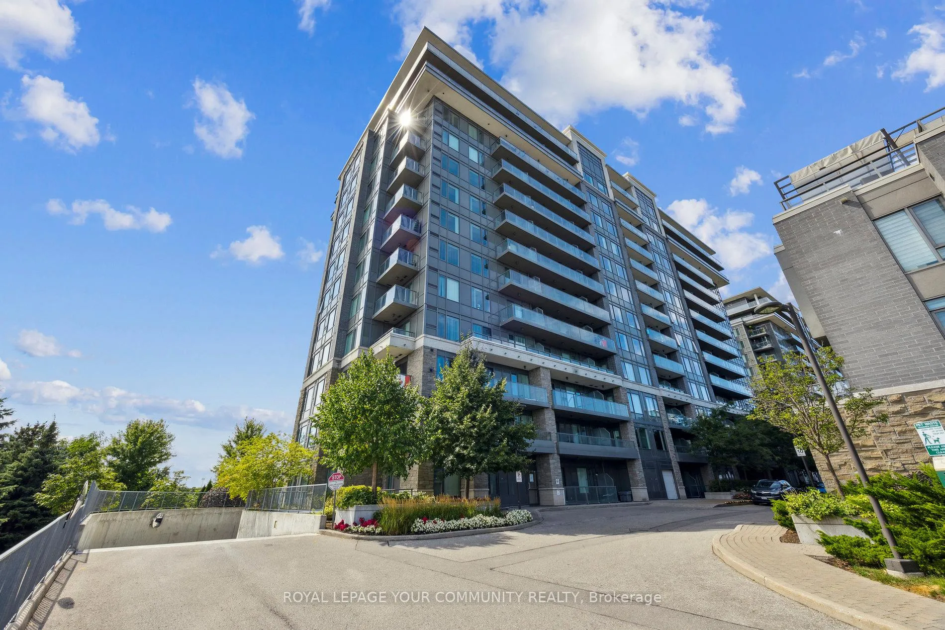 Photo 1 of Unit 708, 325 South Park Road, Markham, Commerce Valley — HOMEH