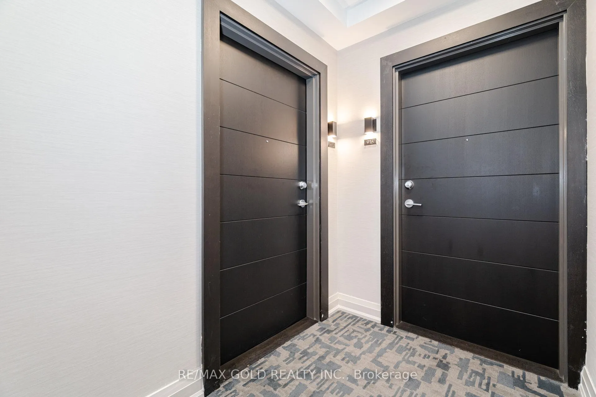 Photo 3 of Unit #915, 212 King William Street, Hamilton, Beasley — HOMEH