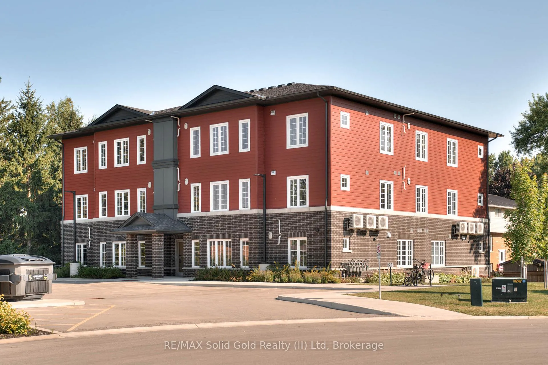 Photo 4 of Unit 8, 33 Murray Court, Perth East, Milverton — HOMEH