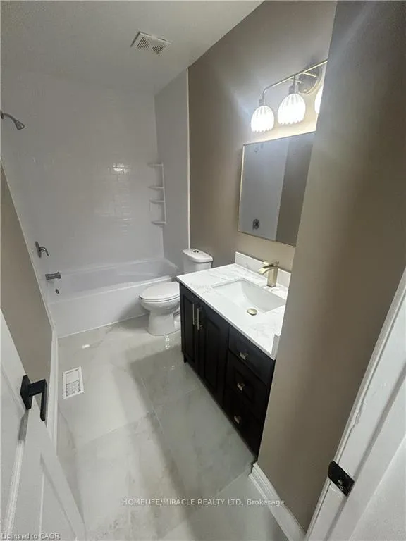 Photo 24 of 49 Ristau Crescent, Kitchener — HOMEH
