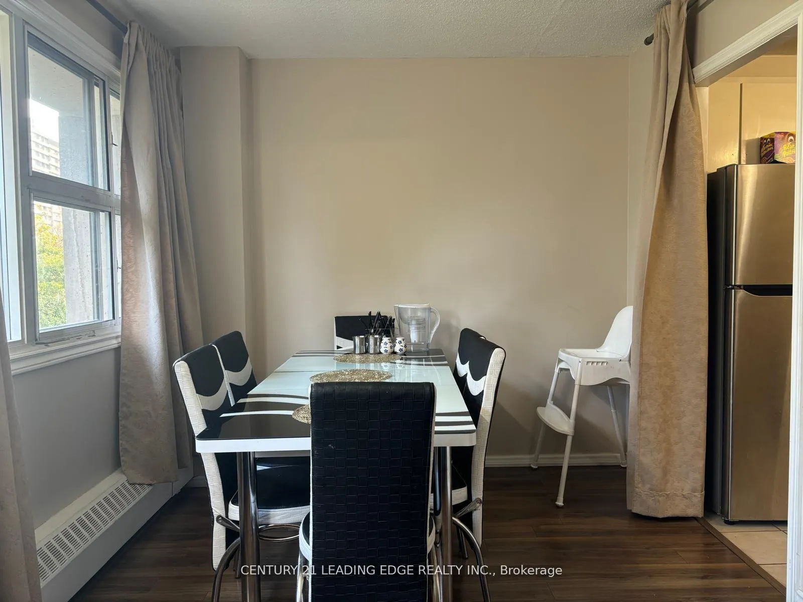 Photo 5 of Unit 401, 725 Don Mills Road, Toronto, Flemingdon Park — HOMEH