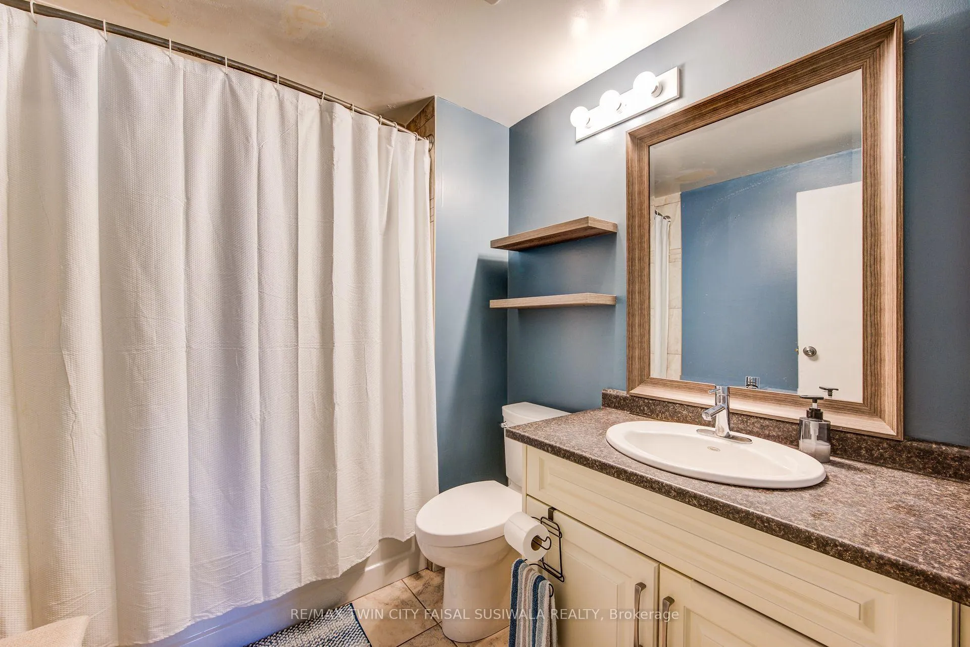 Photo 18 of Unit 16, 235 Ferguson Avenue, Cambridge, Greenway-Chaplin — HOMEH