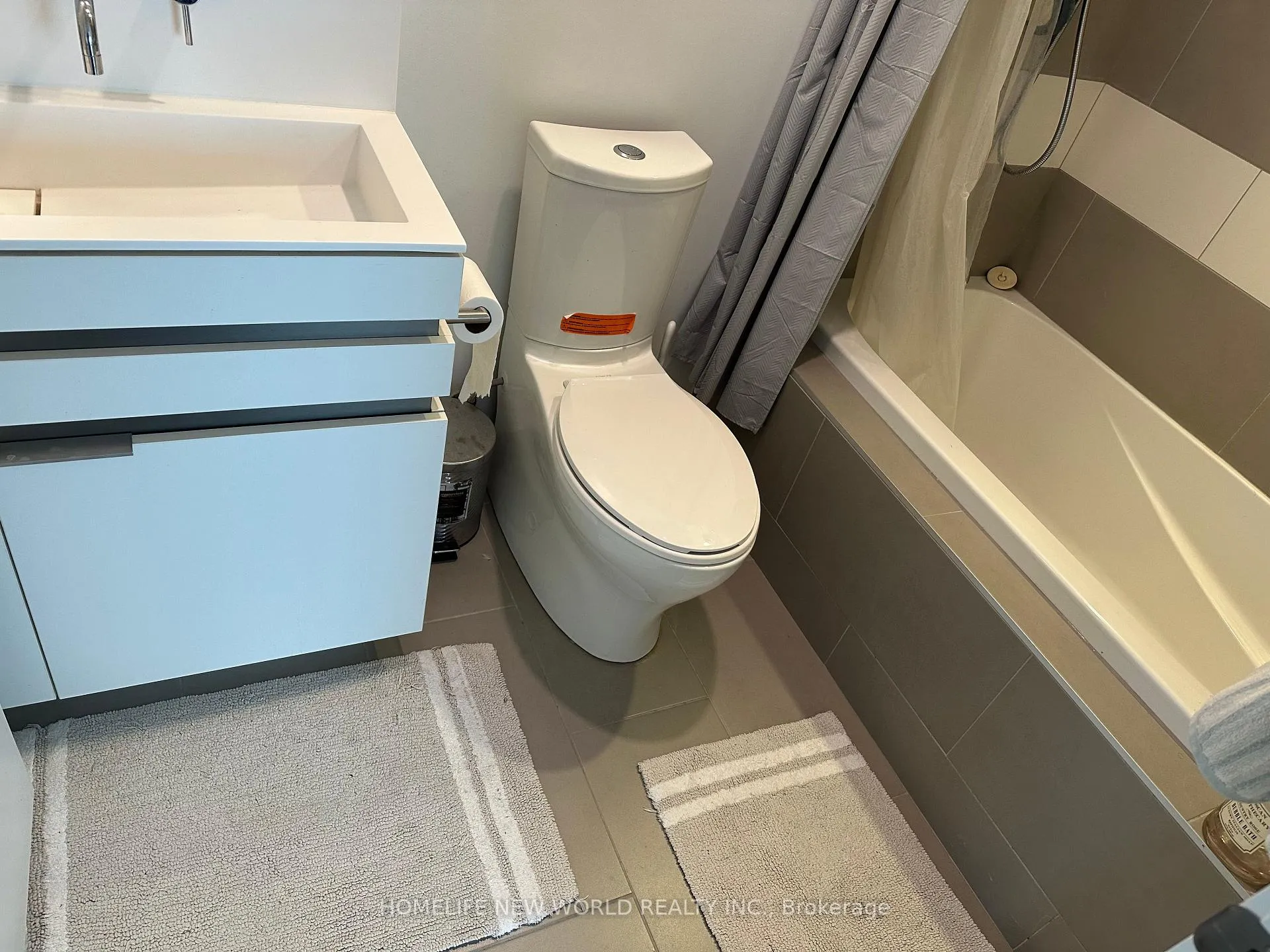 Photo 12 of Unit 5909, 197 Yonge Street, Toronto, Church-Yonge Corridor — HOMEH