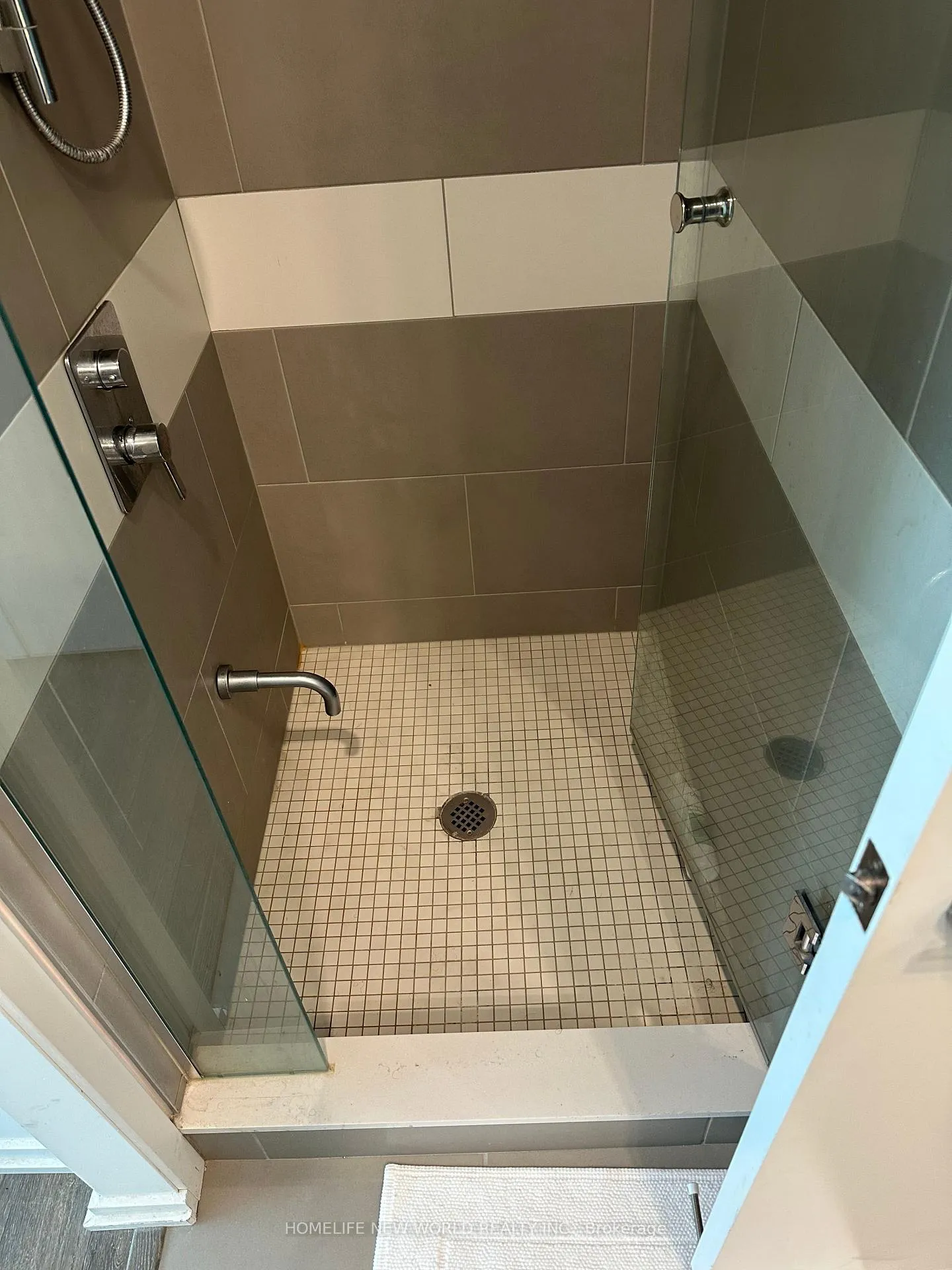 Photo 18 of Unit 5909, 197 Yonge Street, Toronto, Church-Yonge Corridor — HOMEH