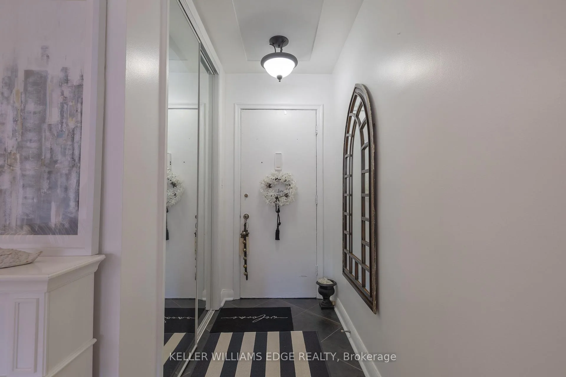 Photo 3 of Unit 103, 9 Grant Boulevard, Hamilton, Dundas — HOMEH