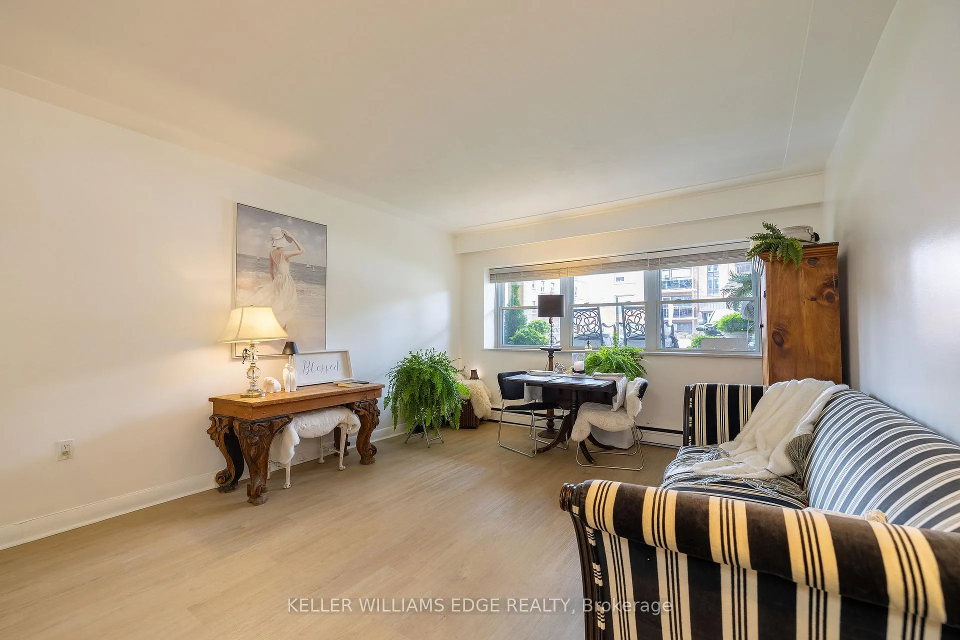 Photo 6 of Unit 103, 9 Grant Boulevard, Hamilton, Dundas — HOMEH