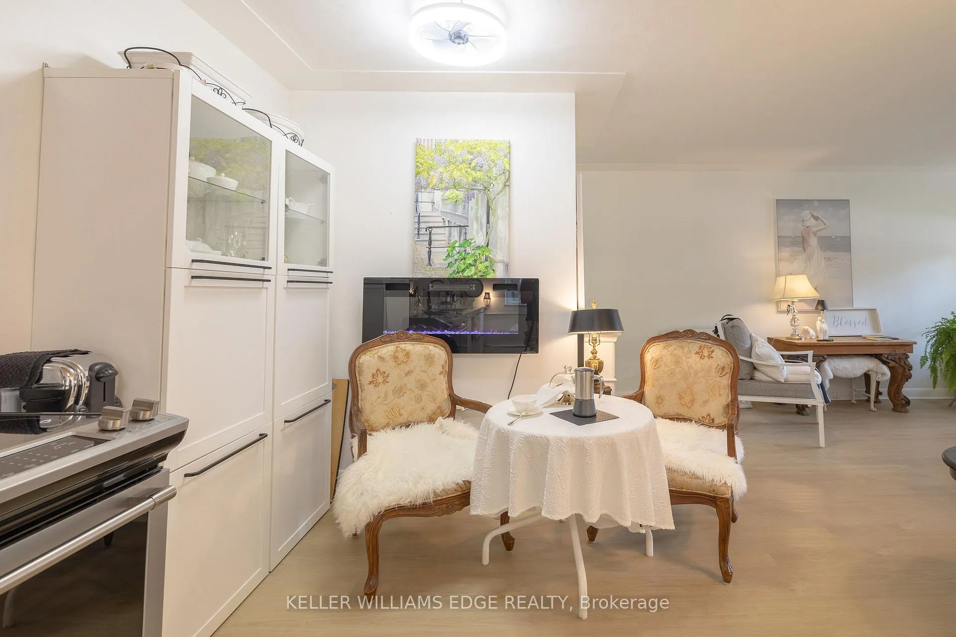 Photo 11 of Unit 103, 9 Grant Boulevard, Hamilton, Dundas — HOMEH