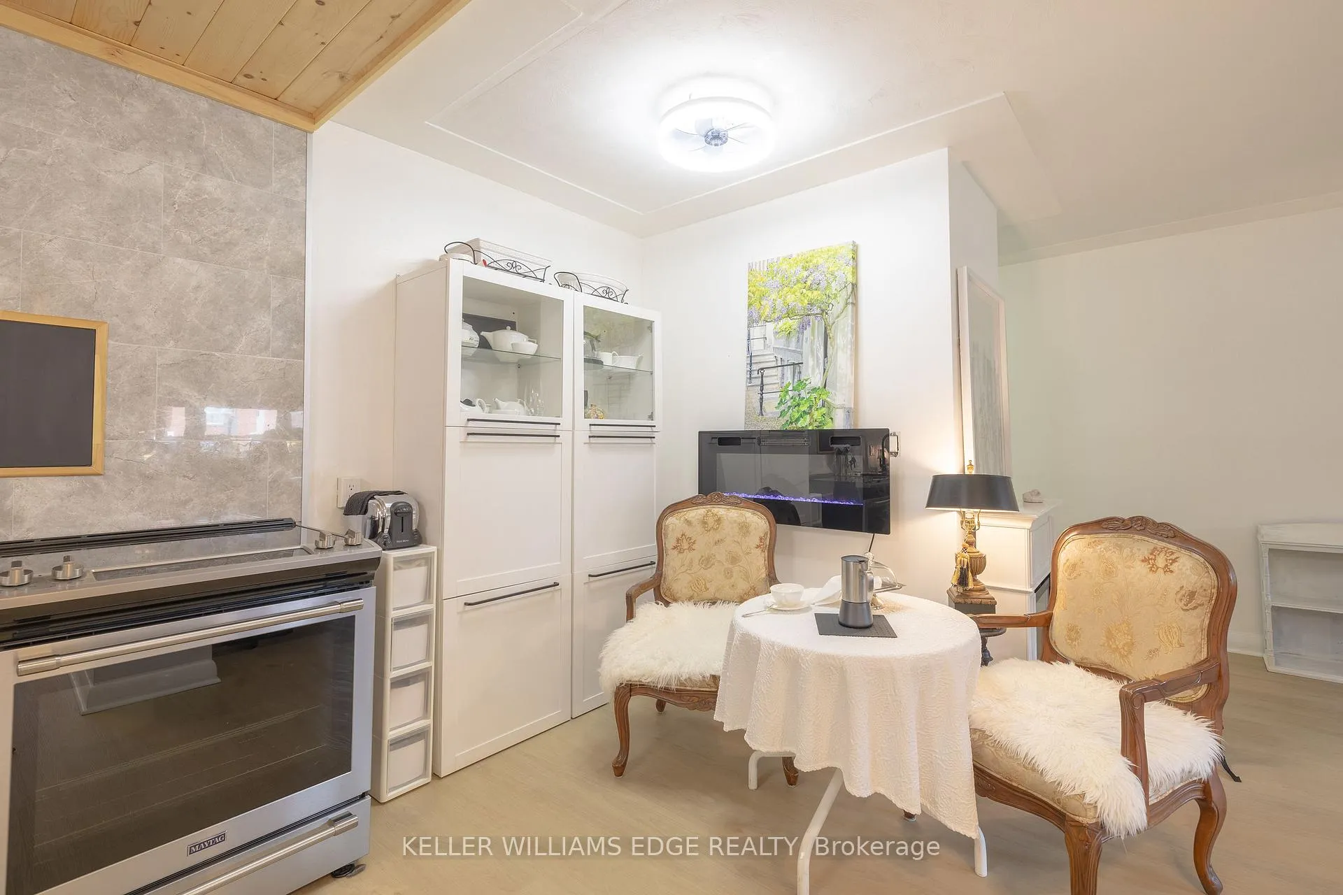 Photo 21 of Unit 103, 9 Grant Boulevard, Hamilton, Dundas — HOMEH
