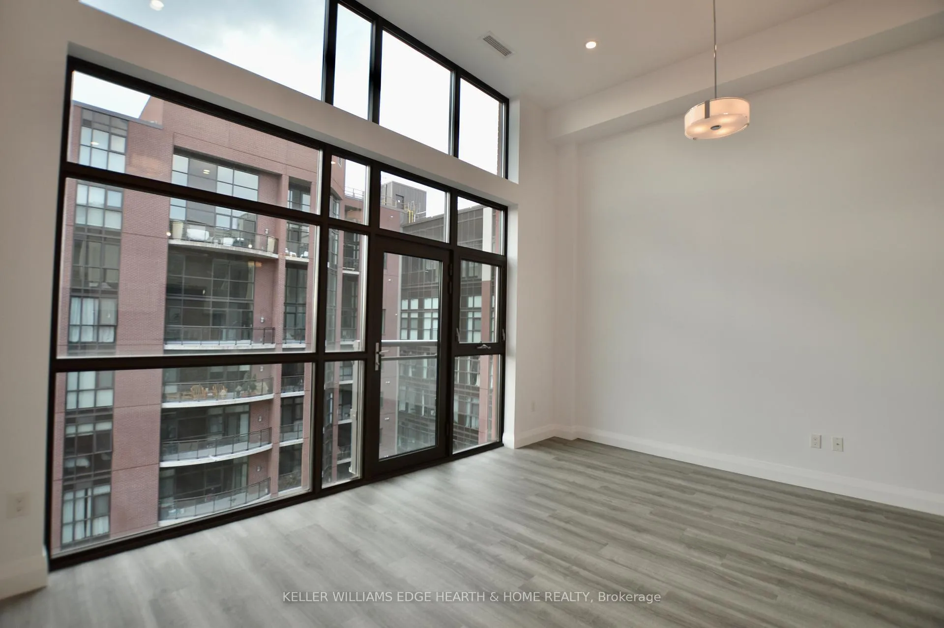 Photo 3 of Unit LPH 14, 118 King Street, Hamilton, Beasley — HOMEH