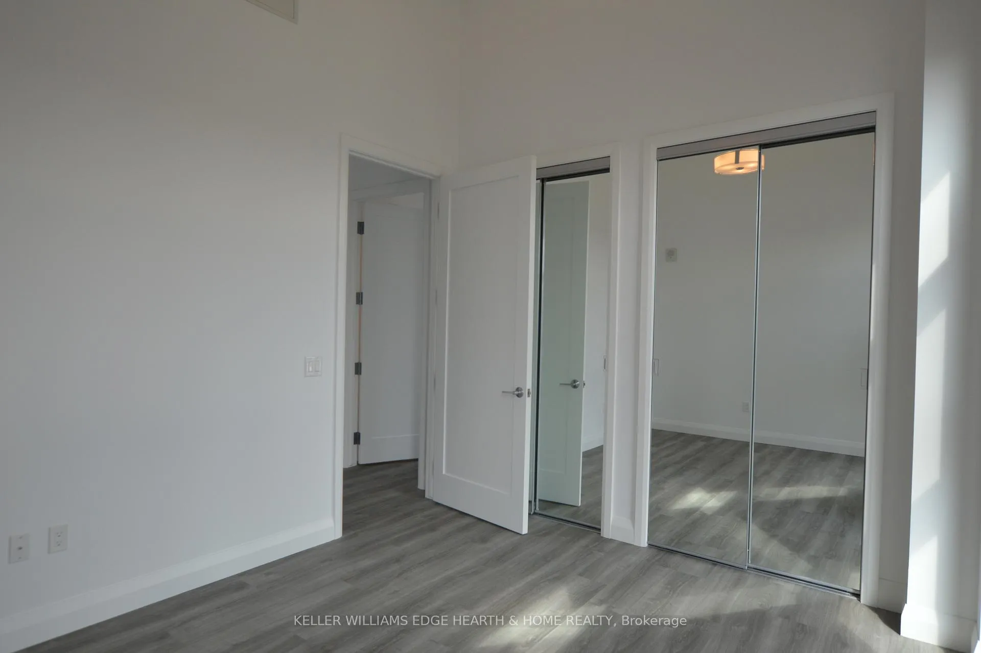 Photo 4 of Unit LPH 14, 118 King Street, Hamilton, Beasley — HOMEH