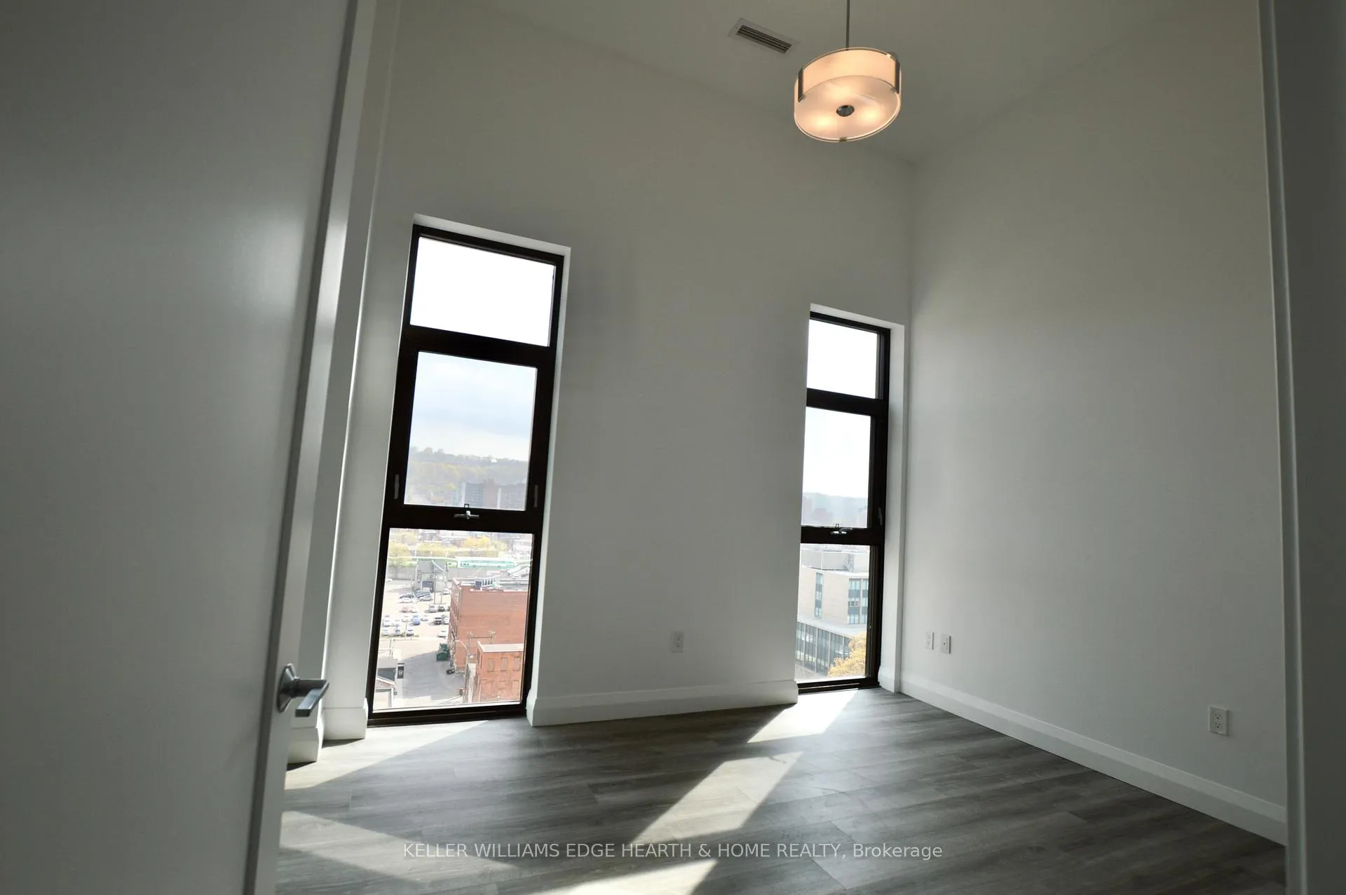 Photo 5 of Unit LPH 14, 118 King Street, Hamilton, Beasley — HOMEH