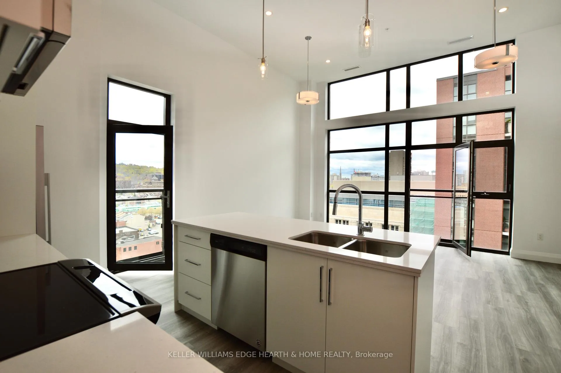 Photo 47 of Unit LPH 14, 118 King Street, Hamilton, Beasley — HOMEH