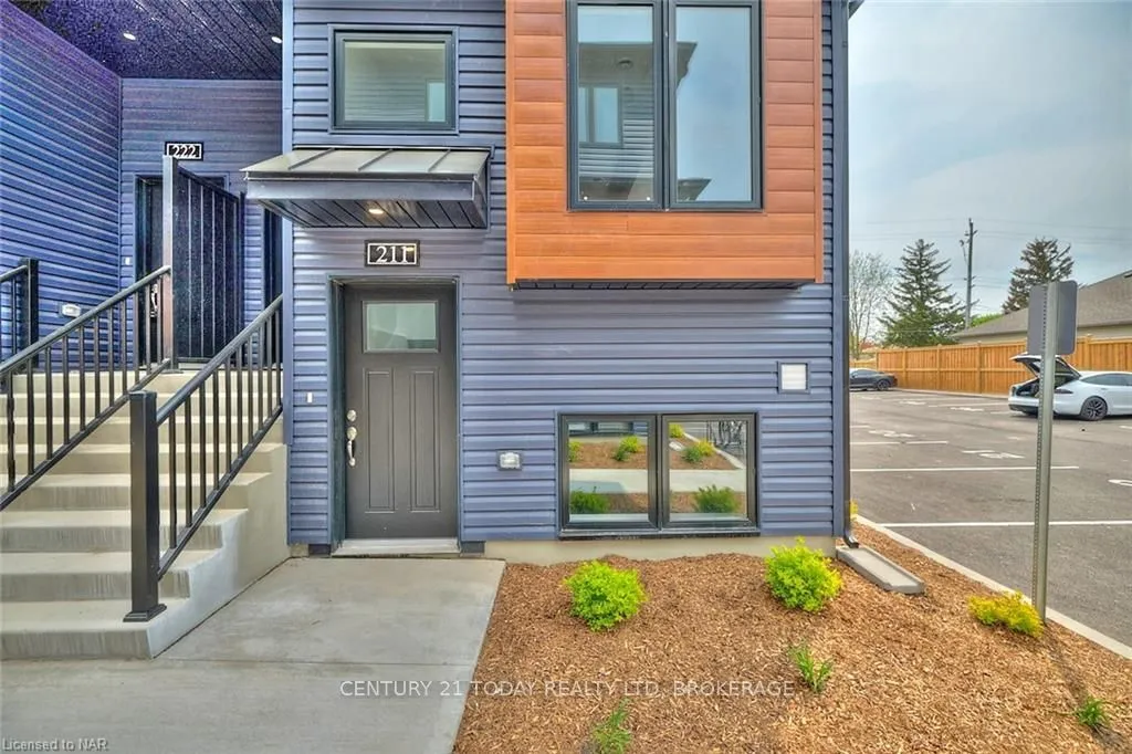 Front of Unit 211, 781 Clare Avenue
