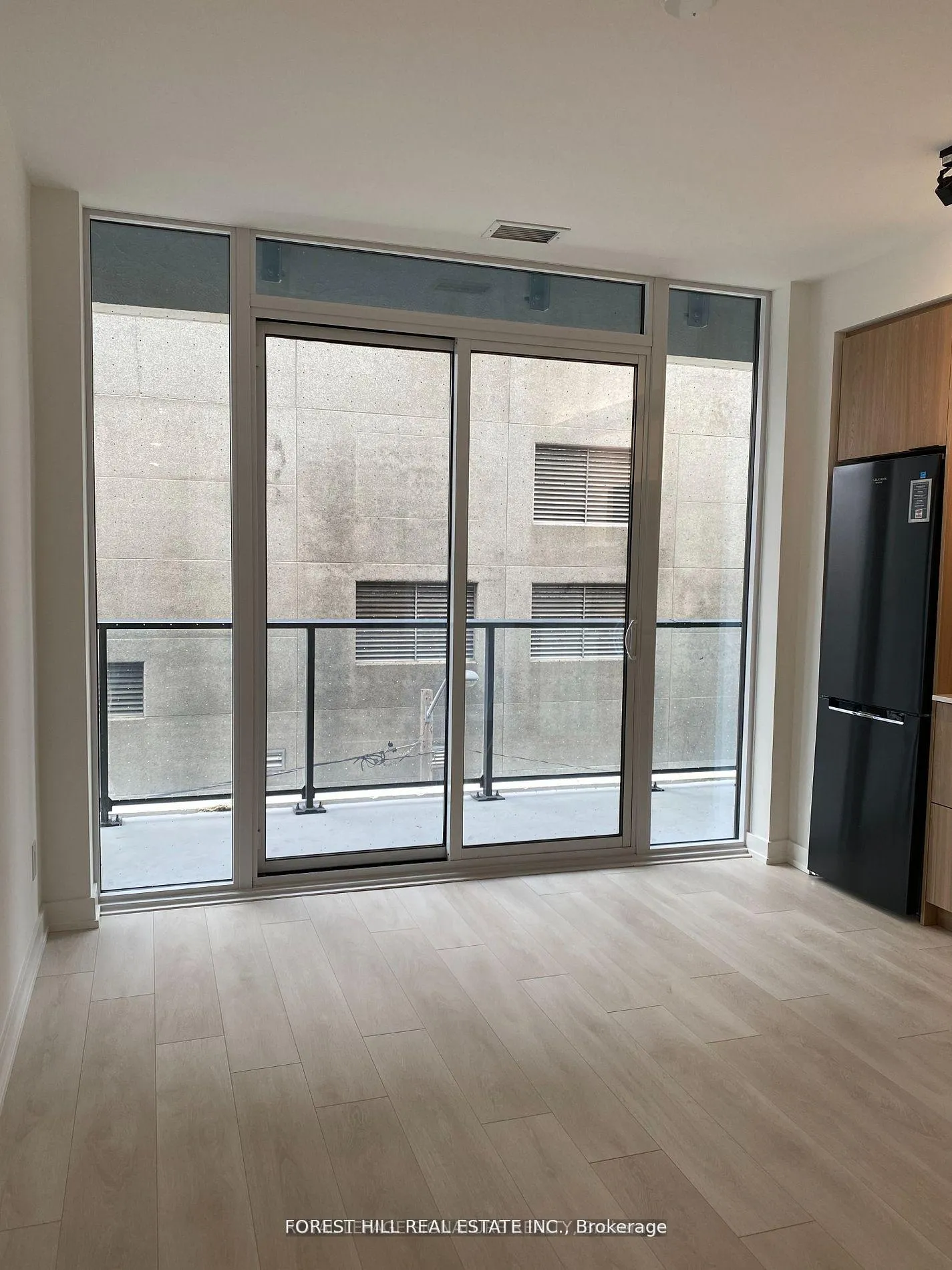 Photo 6 of Unit 326, 5 Defries Street, Toronto, Regent Park — HOMEH